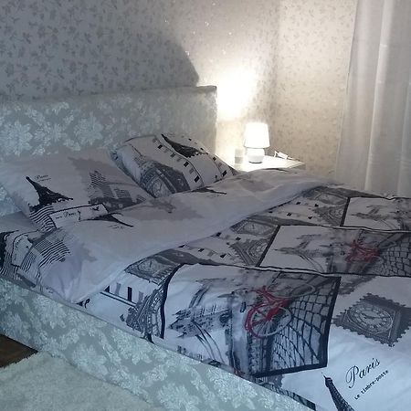 Max Apartments In Львів Екстер'єр фото