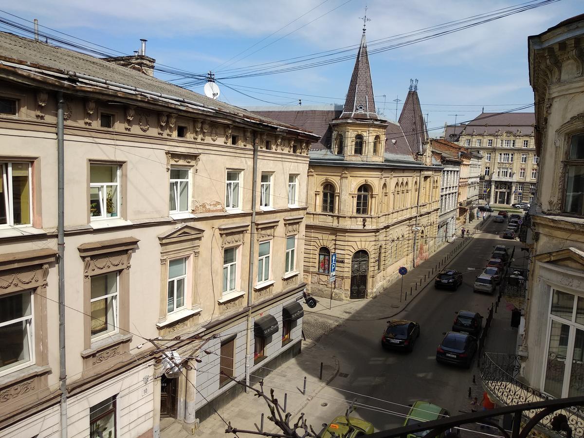 Max Apartments In Львів Екстер'єр фото